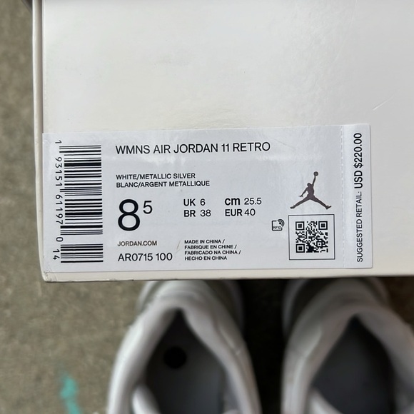 Nike Air Jordan 11 metallic Silver glitter - Picture 10 of 10